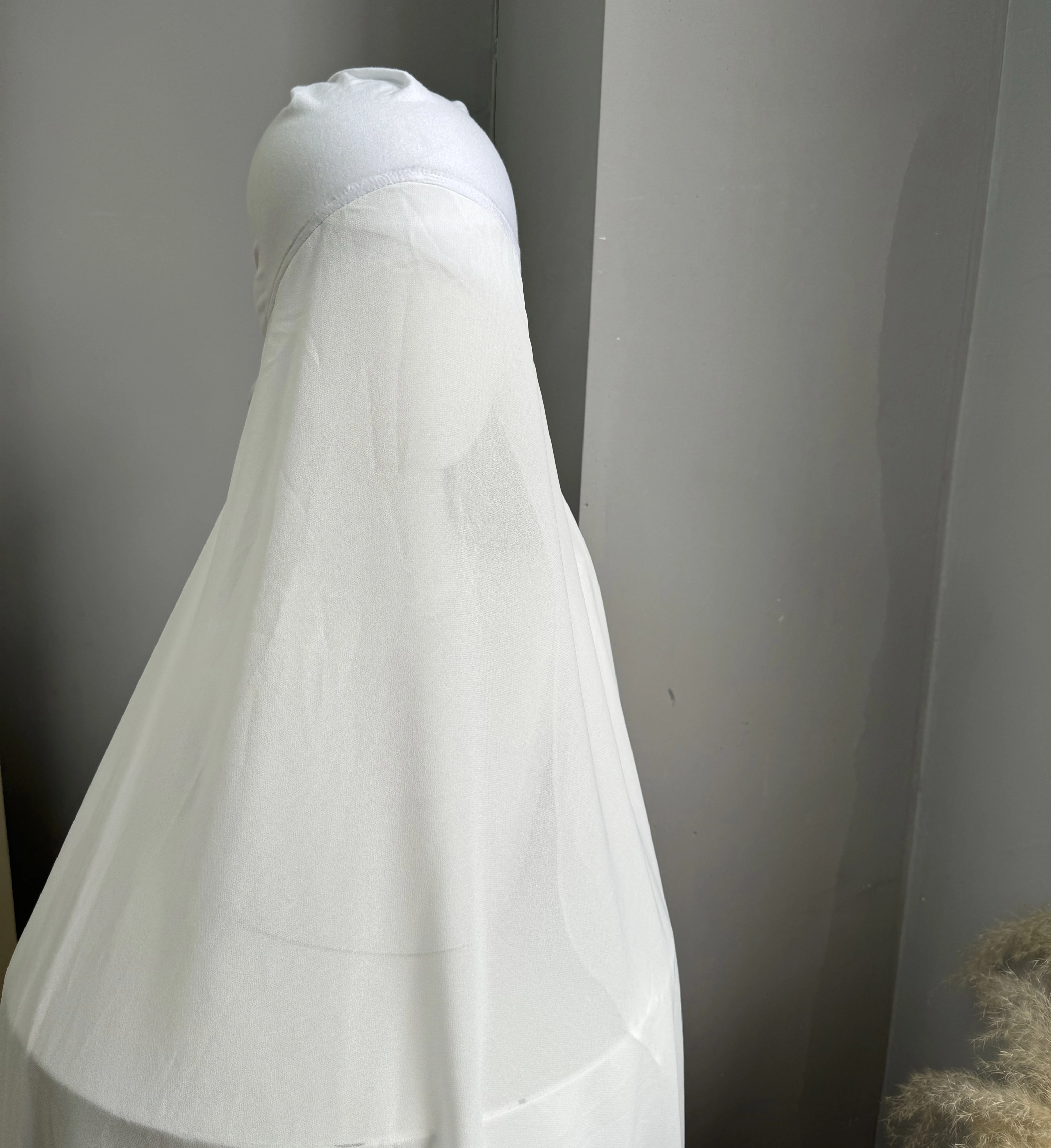 Fashion Pearl Chiffon Hijab with Cross Bonnet Tube Cap