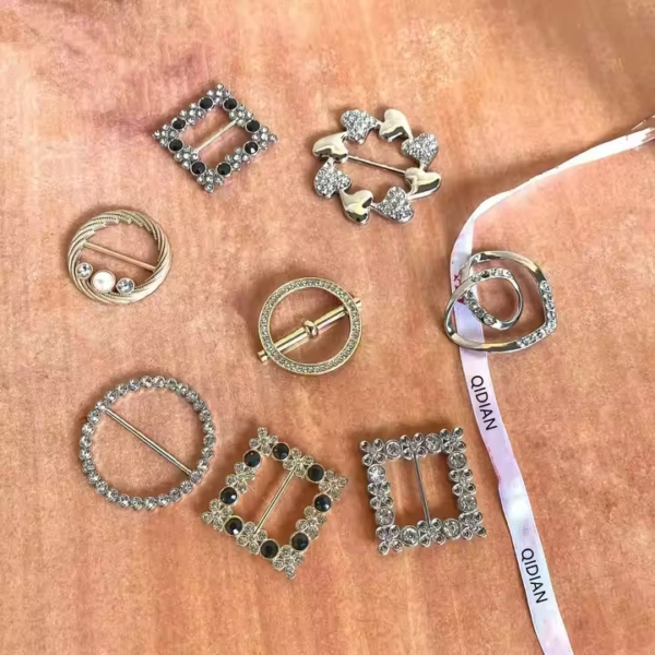 72.2 Custom Metal Enamel Hijab Ring Clips