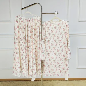 1 Pure Silk Co-ord set for Ladies Wear with Small Flowers