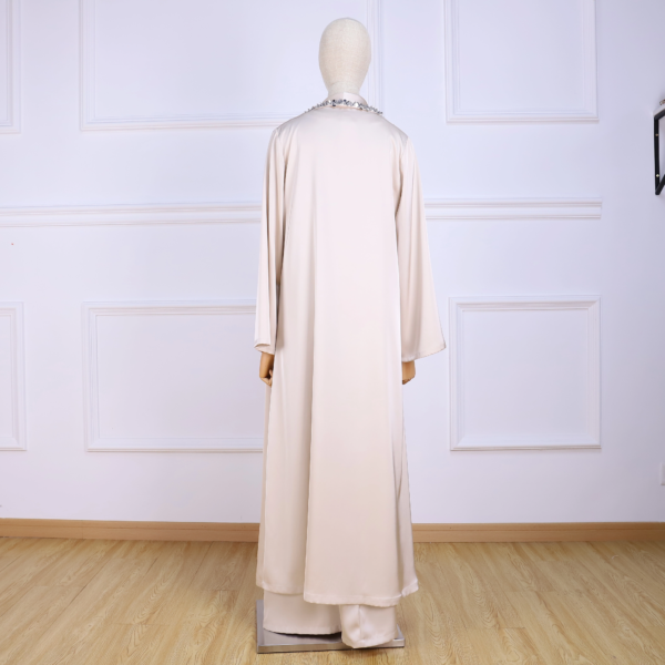 Islamic Dubai fashion luxury abaya with scattered beaded